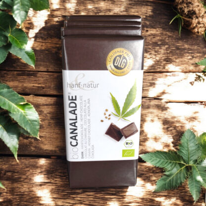 Tavoletta cioccolato fondente con semi di canapa tostati