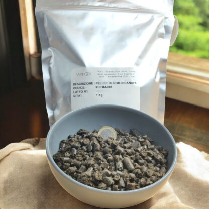 Pellets di canapa ad uso zootecnico 1 Kg - immagine 2